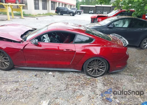 2019 Ford Mustang Ecoboost z USA, uszkodzony, nr VIN 1FA6P8TH6K5106342